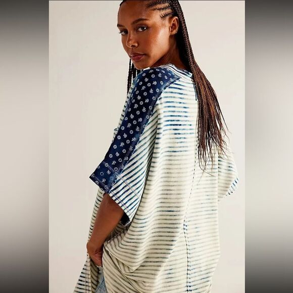 Free People We The Free True Blue Pocket Tunic Tee Size Small - Picture 2 of 11